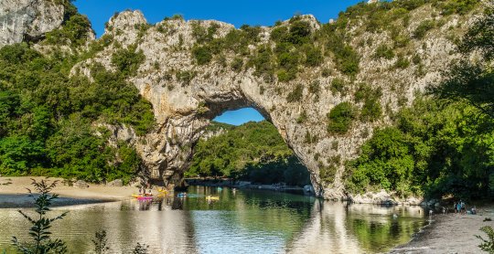Vallée de l'Ardèche : le Pont d'Arc